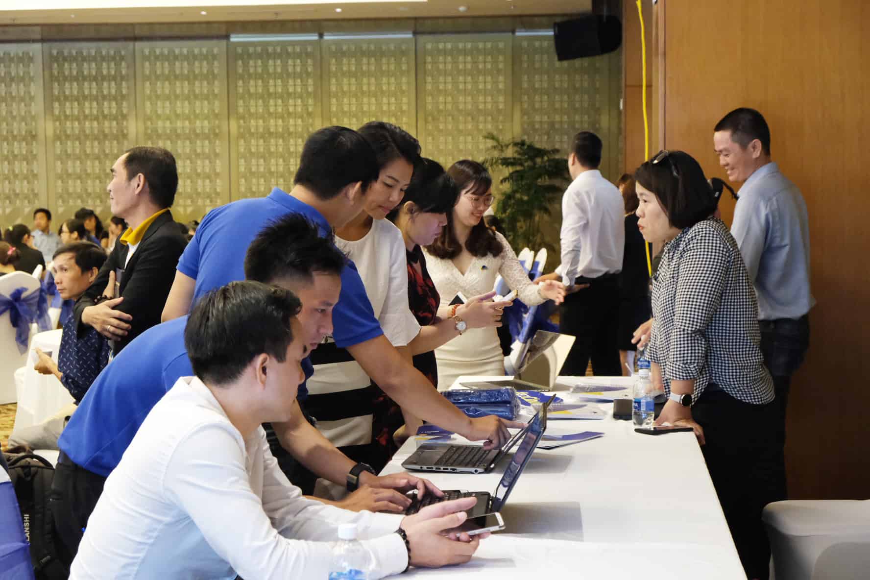 Hội thảo: "Kinh doanh khách sạn tại Nha Trang - Đa dạng hóa nguồn khách theo xu hướng công nghệ mới"