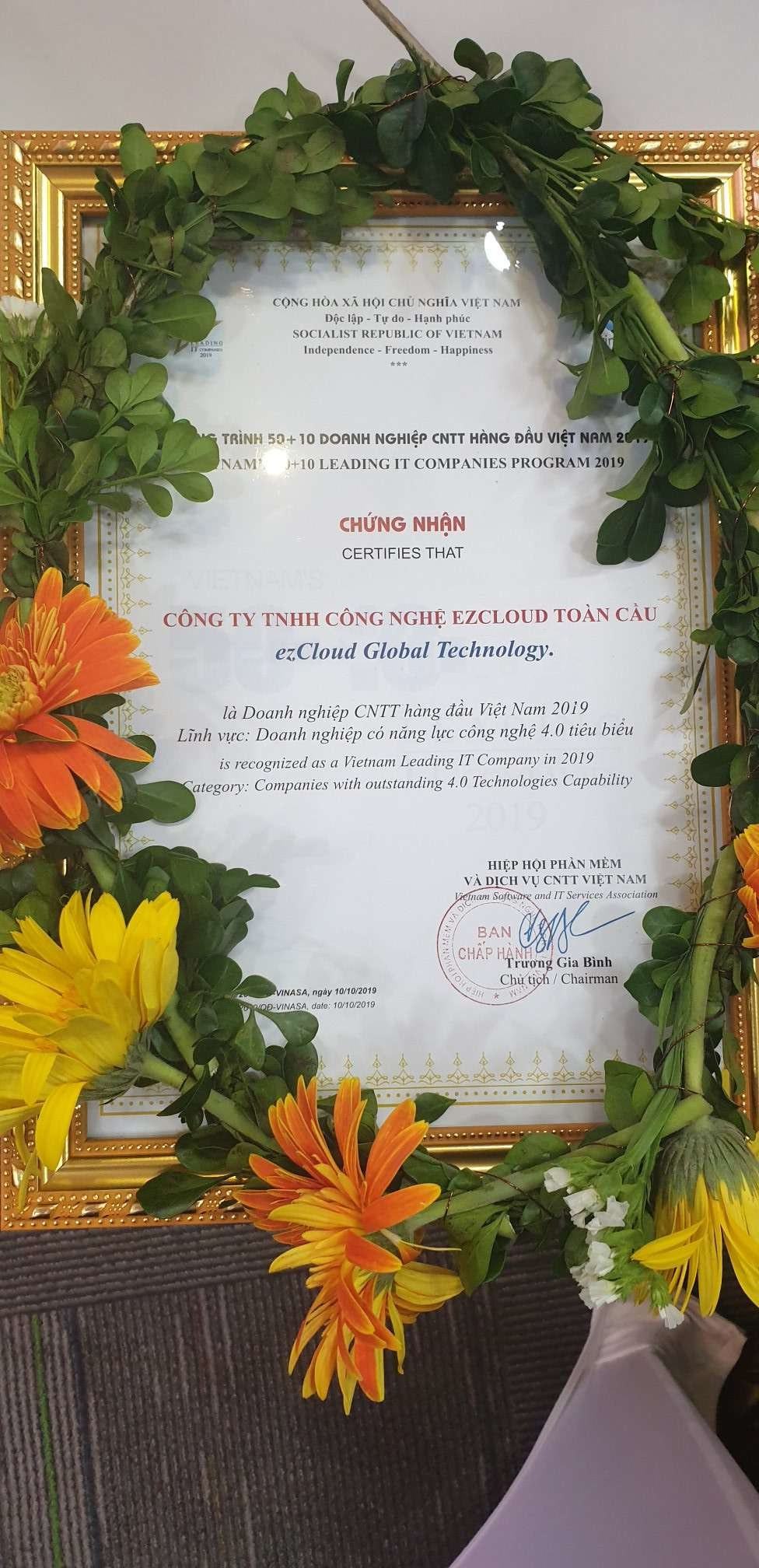 ezCloud nhận giải thưởng Doanh nghiệp có năng lực công nghệ 4.0 tiêu biểu 2019