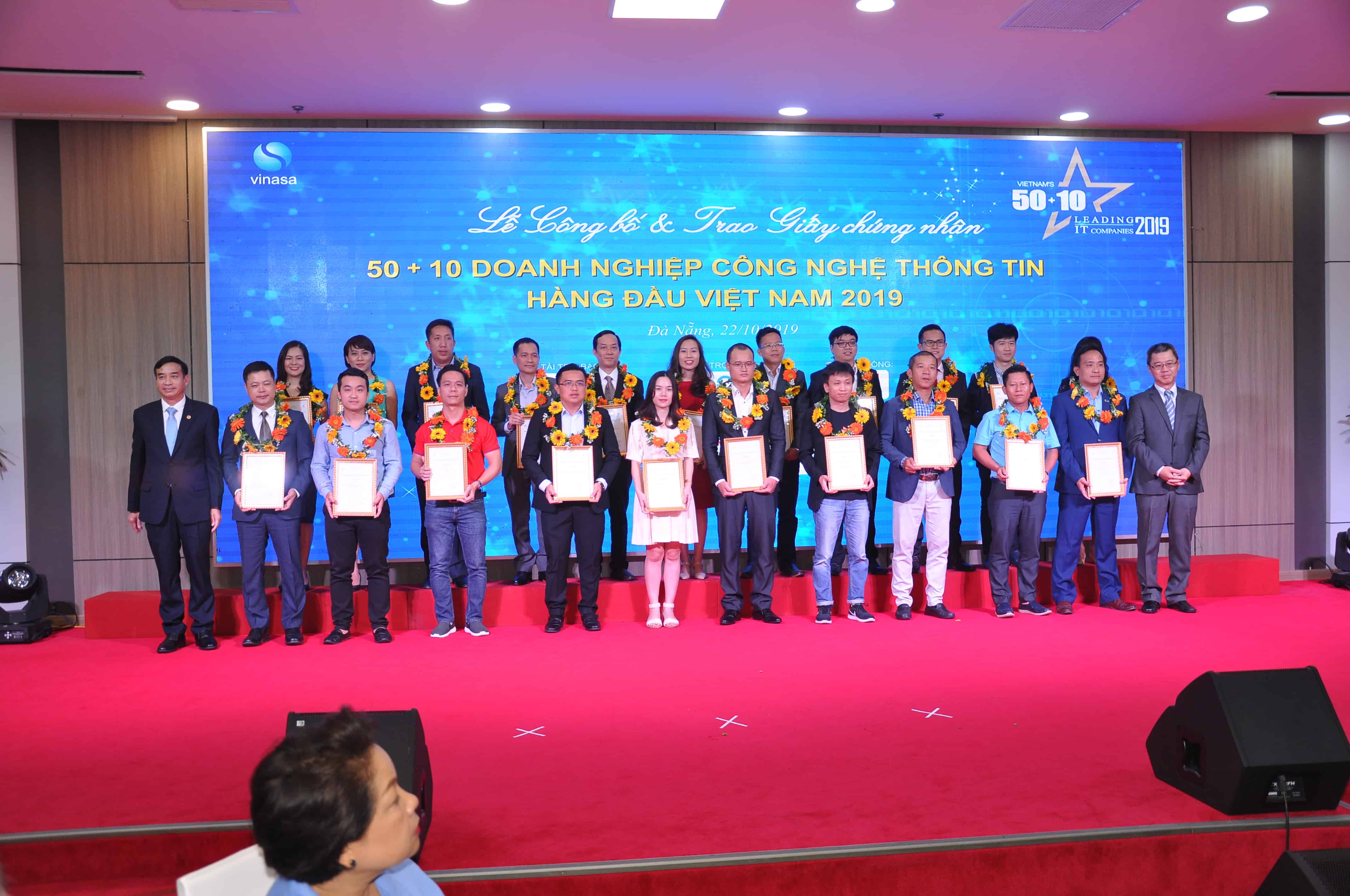 ezCloud nhận giải thưởng Doanh nghiệp có năng lực công nghệ 4.0 tiêu biểu 2019